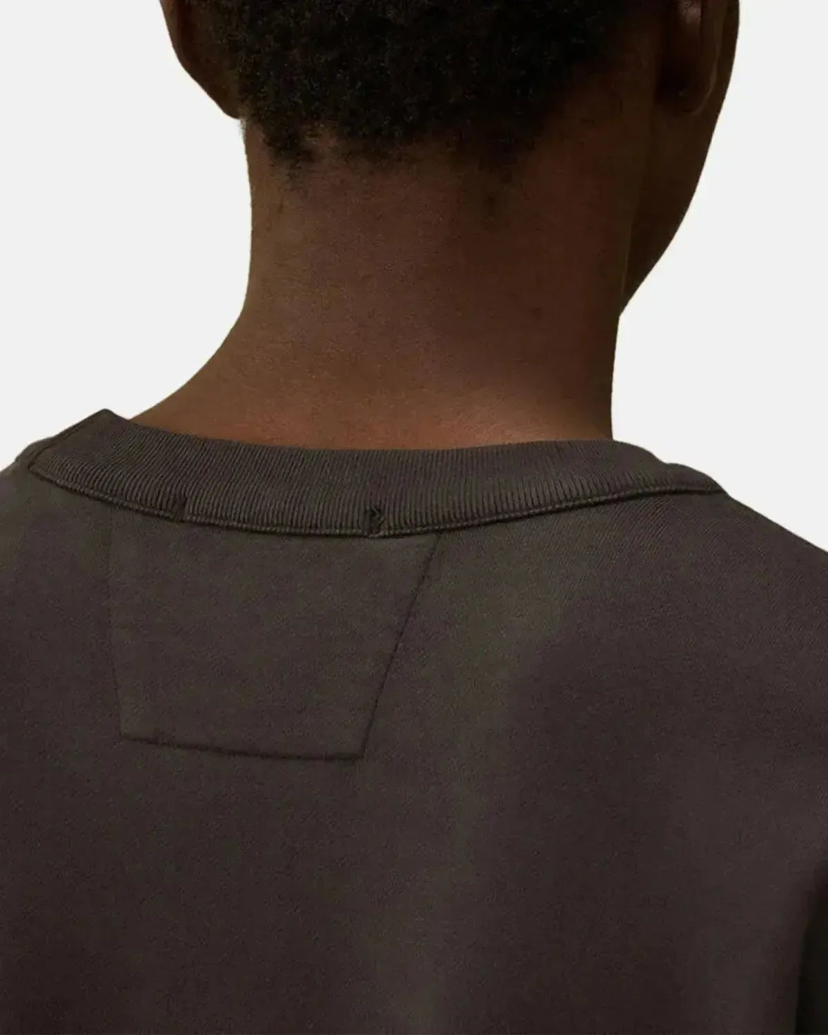 CP COMPANY MENS BRUSHED AND EMERIZED DIAGONAL RAISED FLEECE BOXY SWEAT DARK SHADOW GREY – CP-COMPANY-19CMSS058A-006372G-978-S | Studio DOS by Designer Outlet Sales