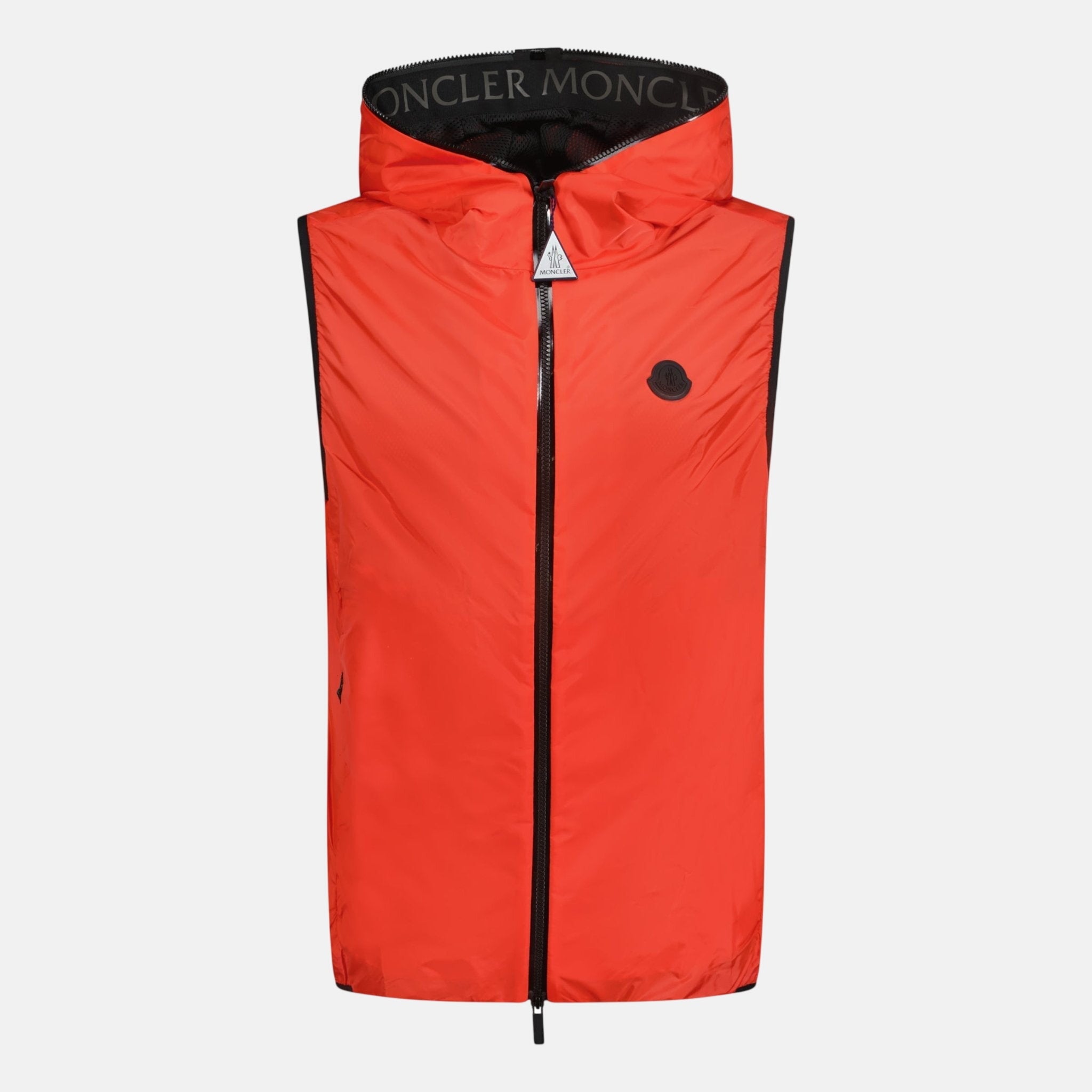 Moncler 'Pakito' Gilet Red – A35 | Studio DOS by Designer Outlet Sales