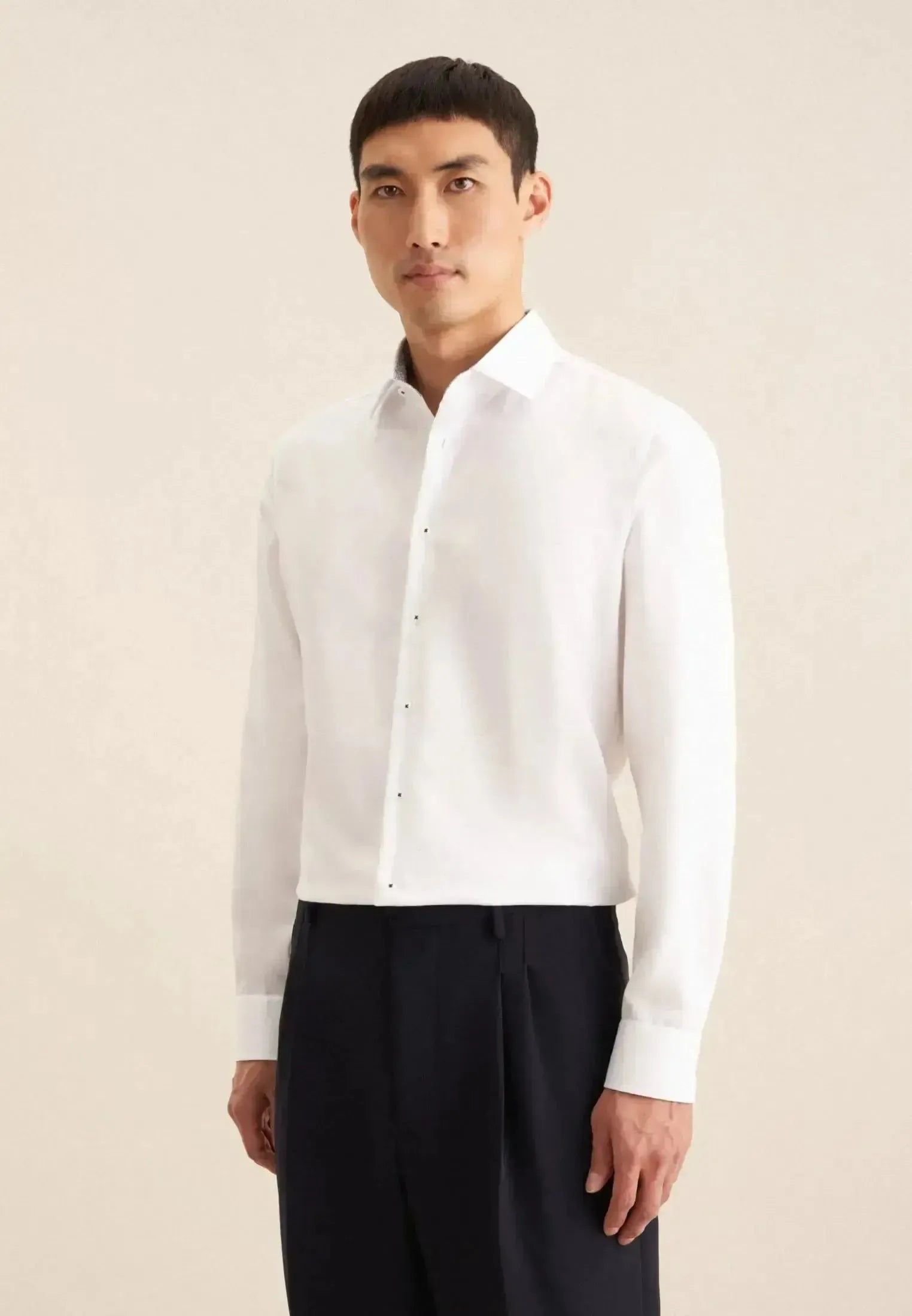 Seidensticker Mens Slim Fit Easy Iron Business Kent Contrast Patch Business Shirt White – 01.647200-01-38 | Studio DOS by Designer Outlet Sales
