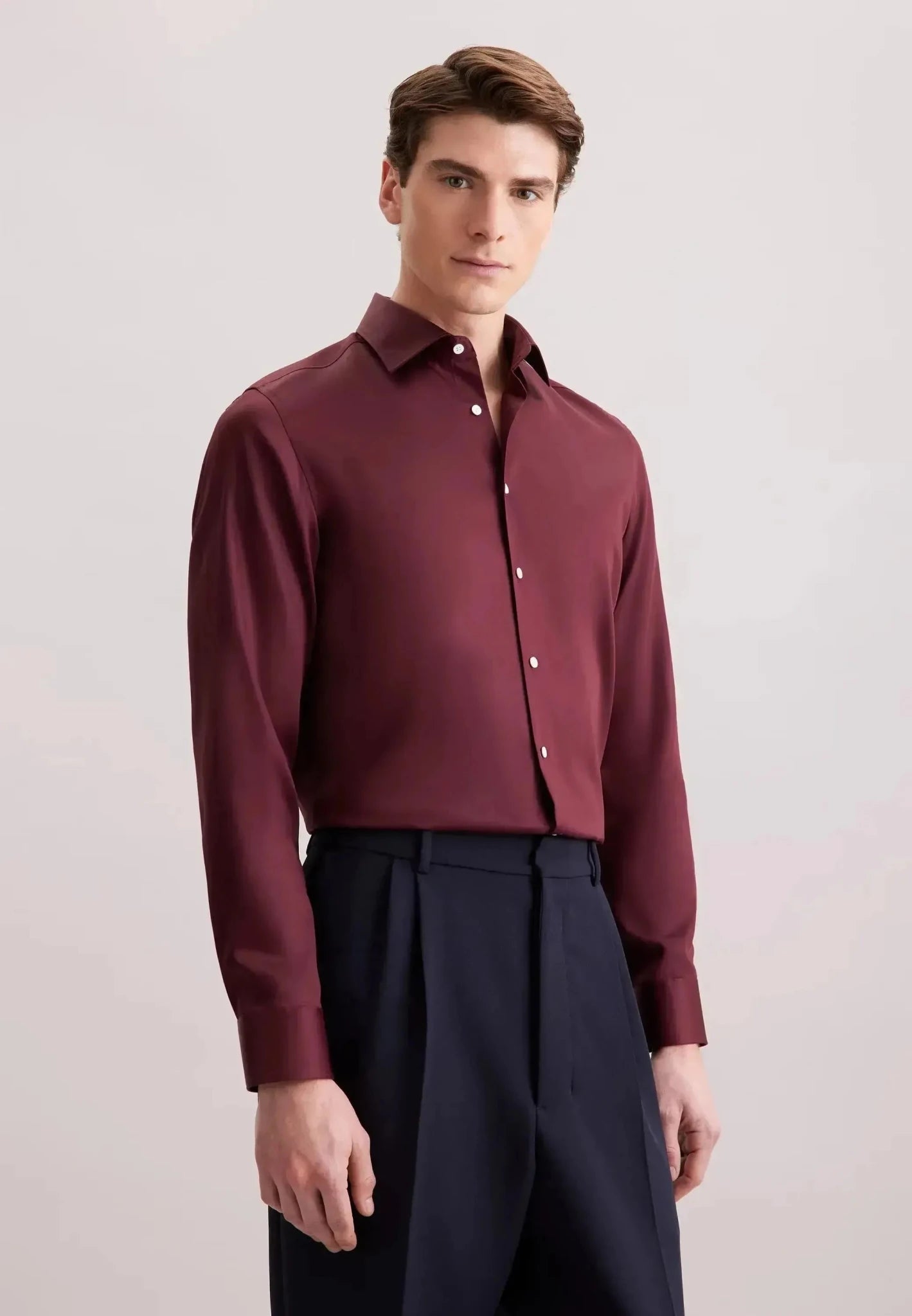 Seidensticker Shaped Fit Easy Iron New Kent Business Shirt Burgundy – 01.845070-49-38 | Studio DOS by Designer Outlet Sales