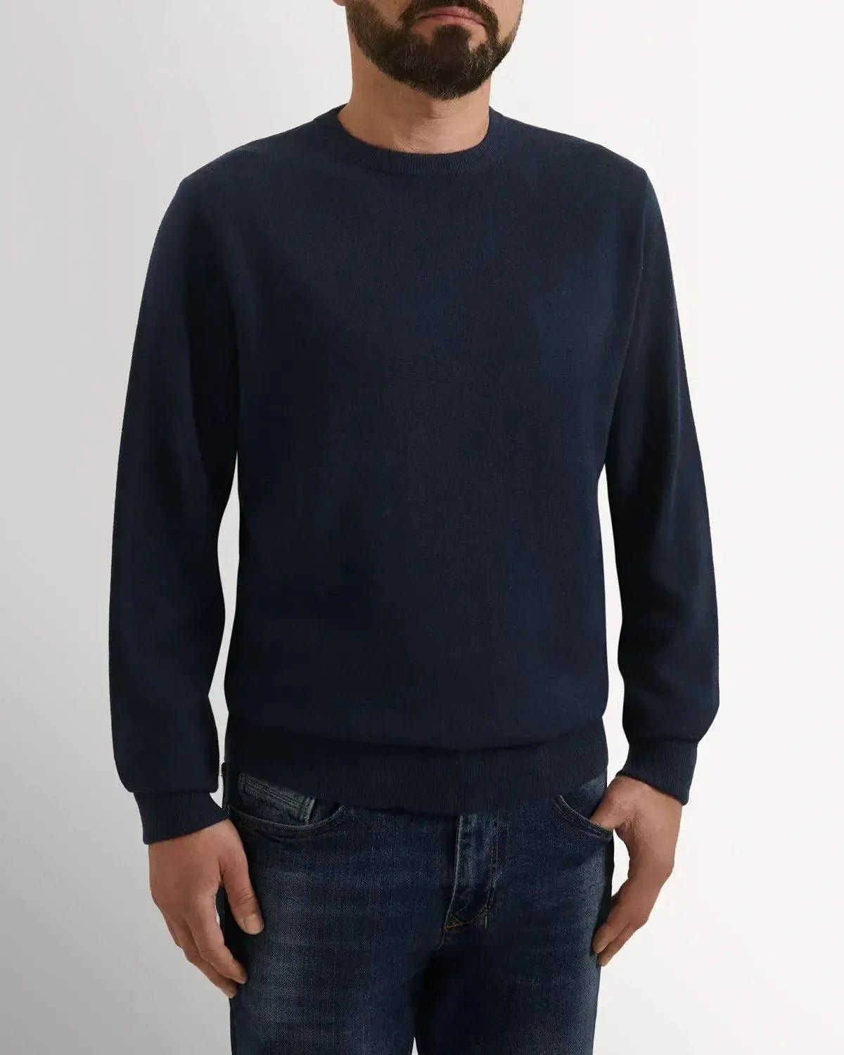 Bernard Weatherill Cashmere Mix Crew Neck Knit Navy – 40540-011-021 | Studio DOS by Designer Outlet Sales