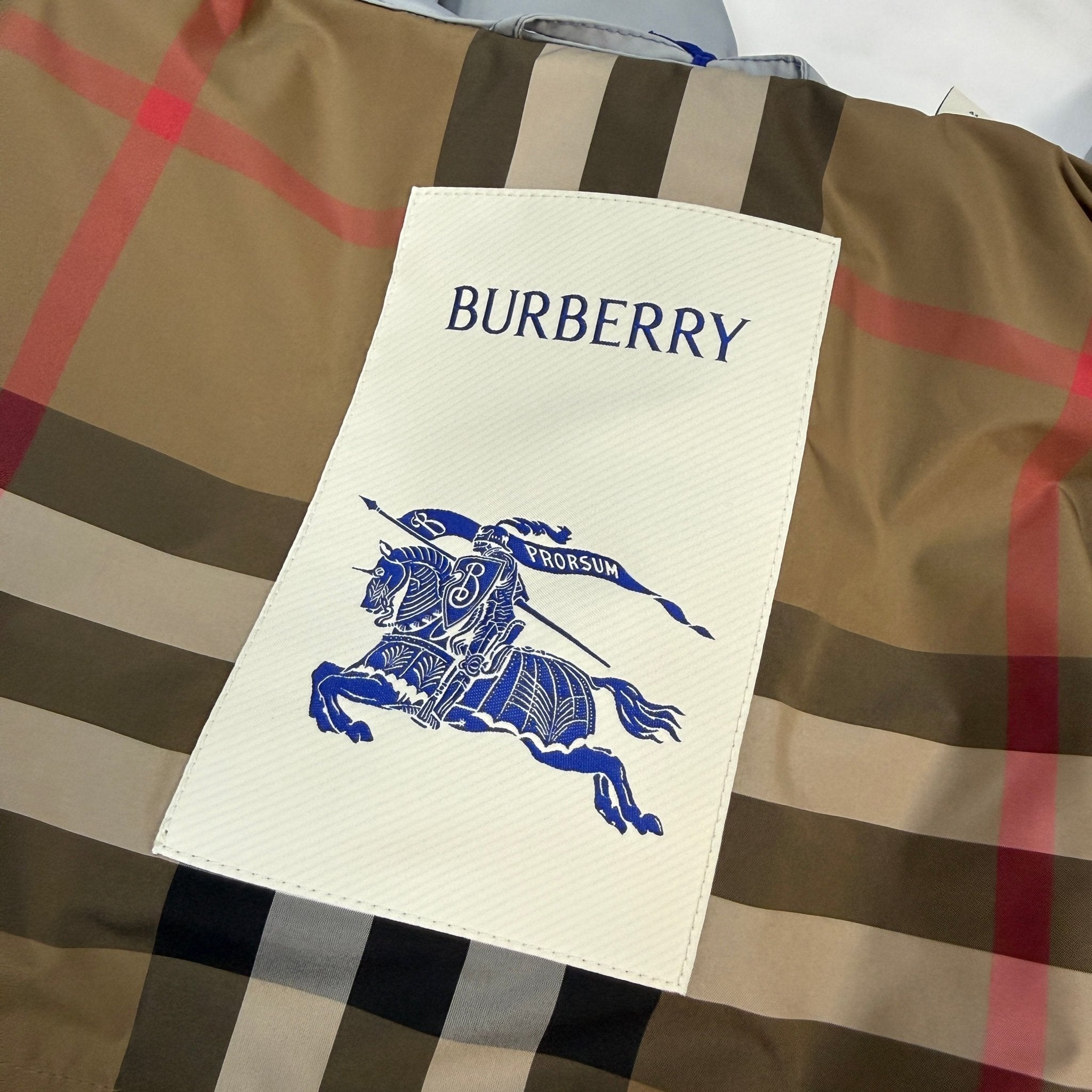 Burberry 'Hargrave' Zip - Up Logo Hooded Rain Jacket Gale Grey – sku-57793603273085 | Studio DOS by Designer Outlet Sales