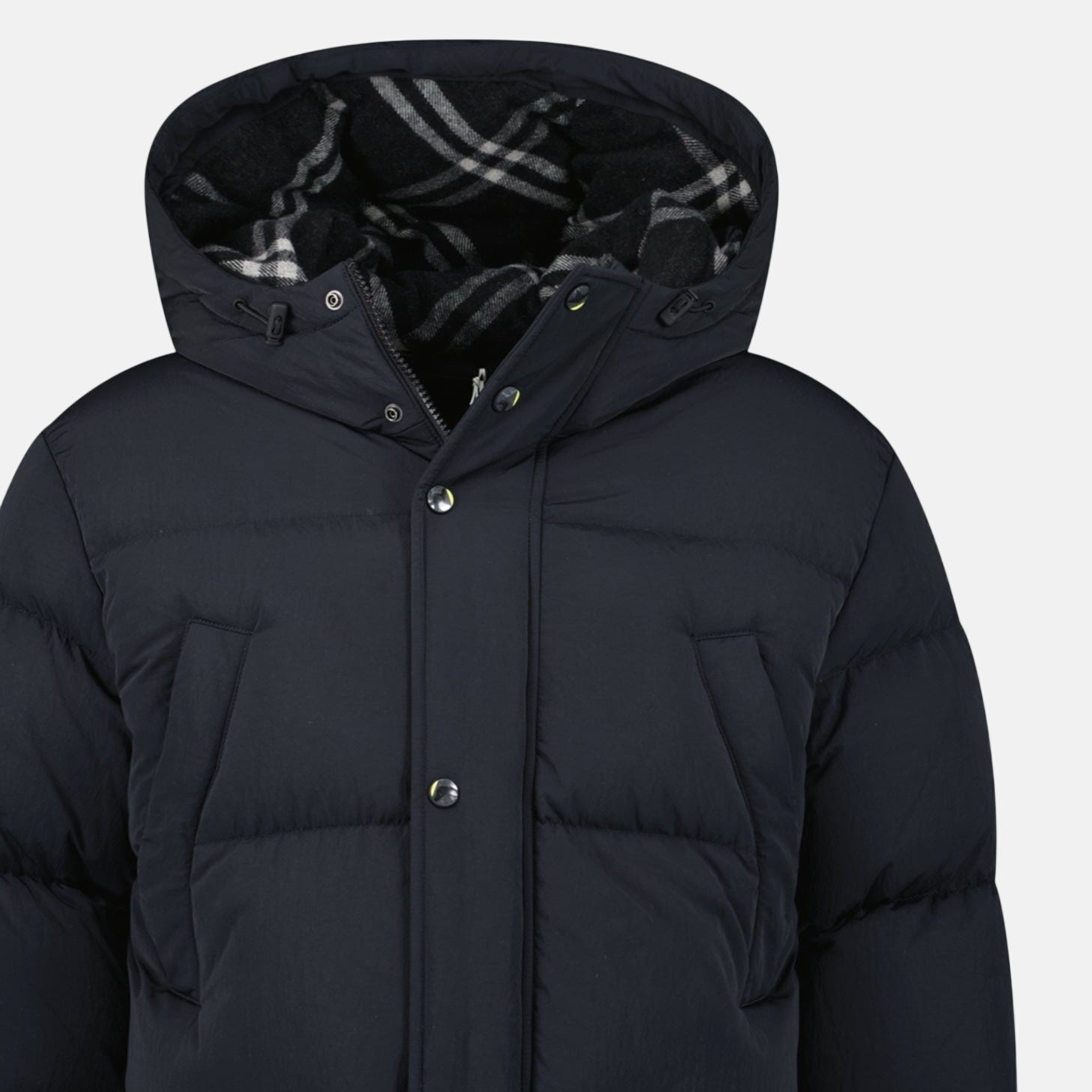 Burberry Technical Nylon Puffer Coat Black – Door Rail U | Studio DOS by Designer Outlet Sales