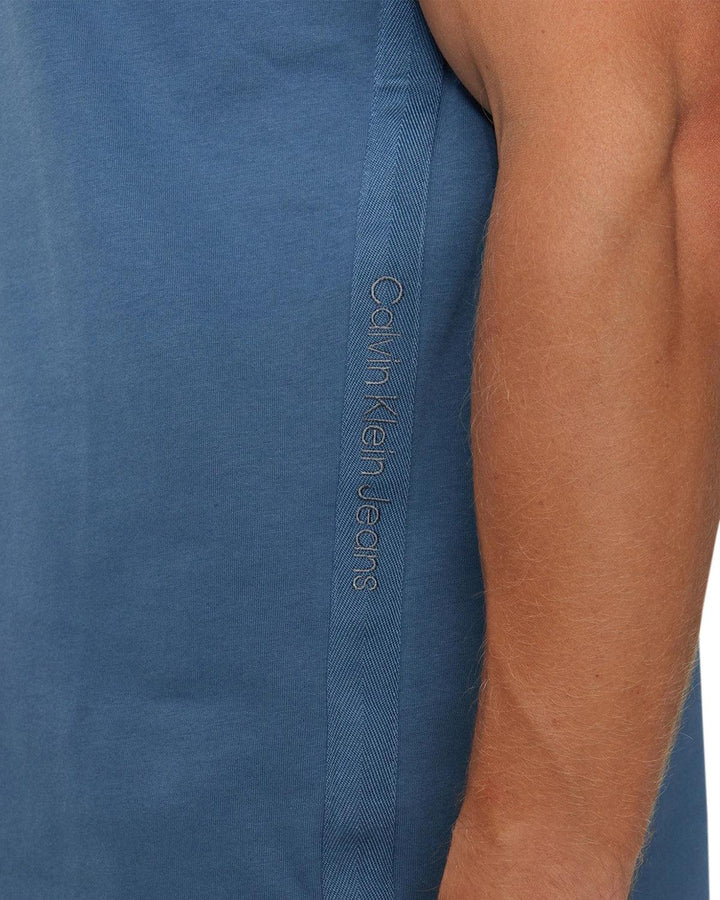 CALVIN KLEIN MENS LOGO TAPE T-SHIRT COAST BLUE-Designer Outlet Sales