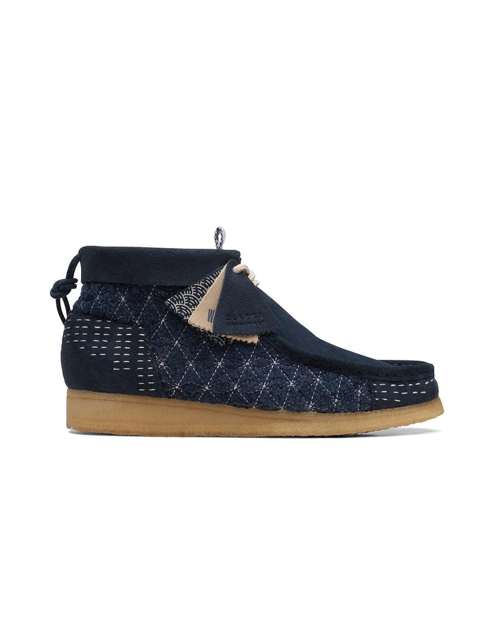 CLARKS ORIGINALS MENS WALLABEE BOOTS NAVY SASHIKO-Designer Outlet Sales