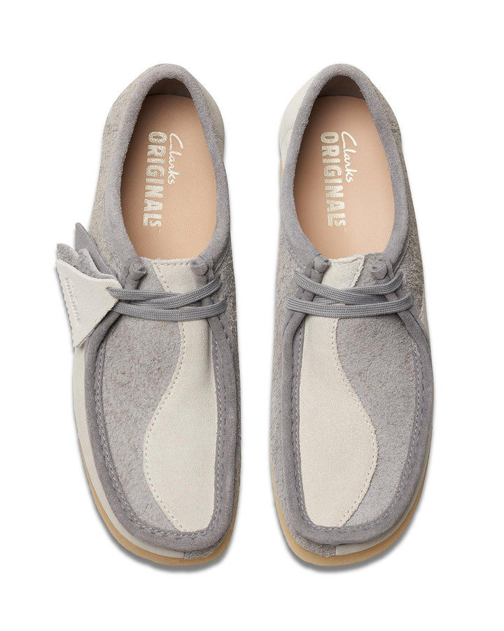 CLARKS ORIGINALS MENS WALLABEE SHOES GREY OFF WHITE-Designer Outlet Sales