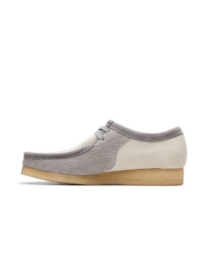 CLARKS ORIGINALS MENS WALLABEE SHOES GREY OFF WHITE-Designer Outlet Sales