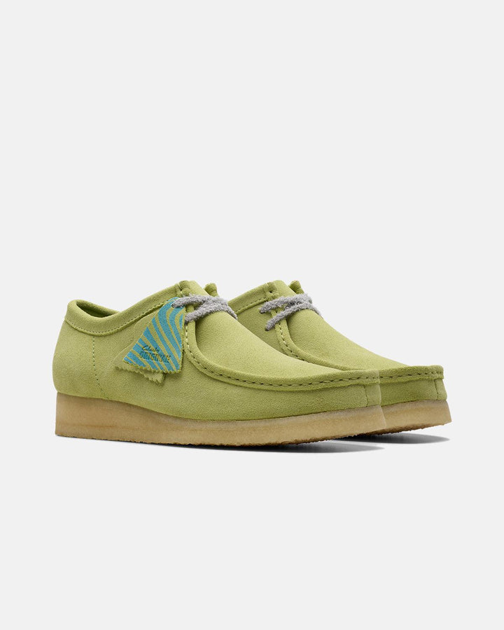 CLARKS ORIGINALS MENS WALLABEE SHOES PALE LIME SUEDE-Designer Outlet Sales