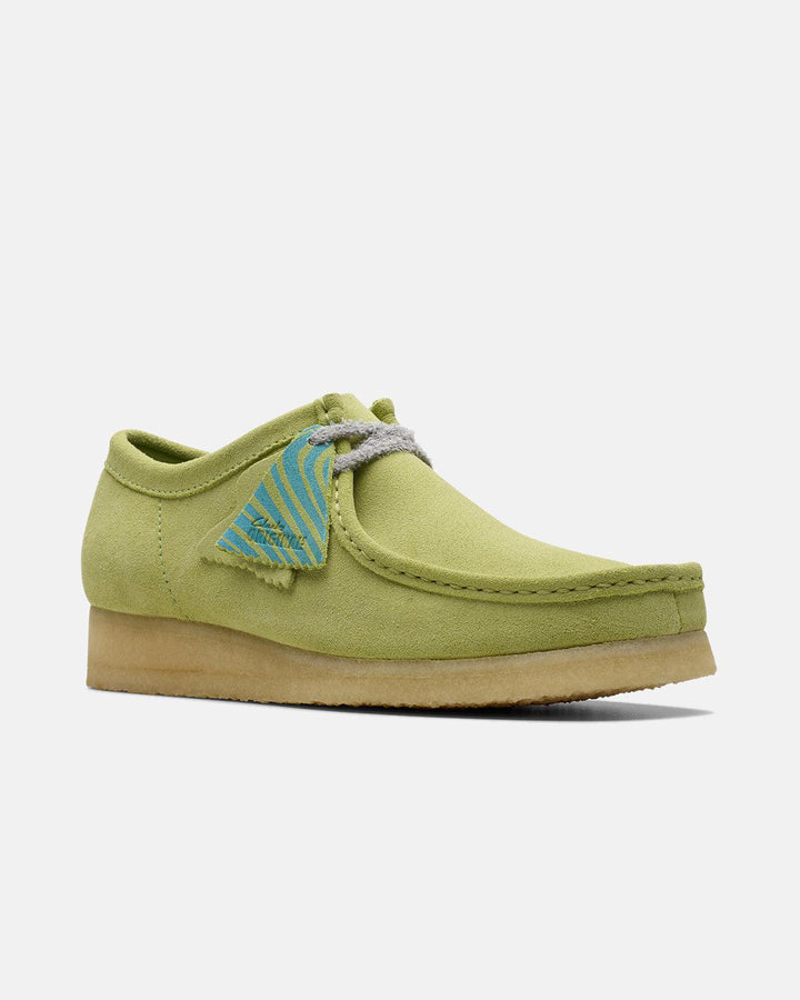 CLARKS ORIGINALS MENS WALLABEE SHOES PALE LIME SUEDE-Designer Outlet Sales