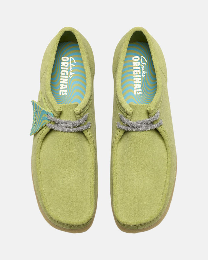 CLARKS ORIGINALS MENS WALLABEE SHOES PALE LIME SUEDE-Designer Outlet Sales