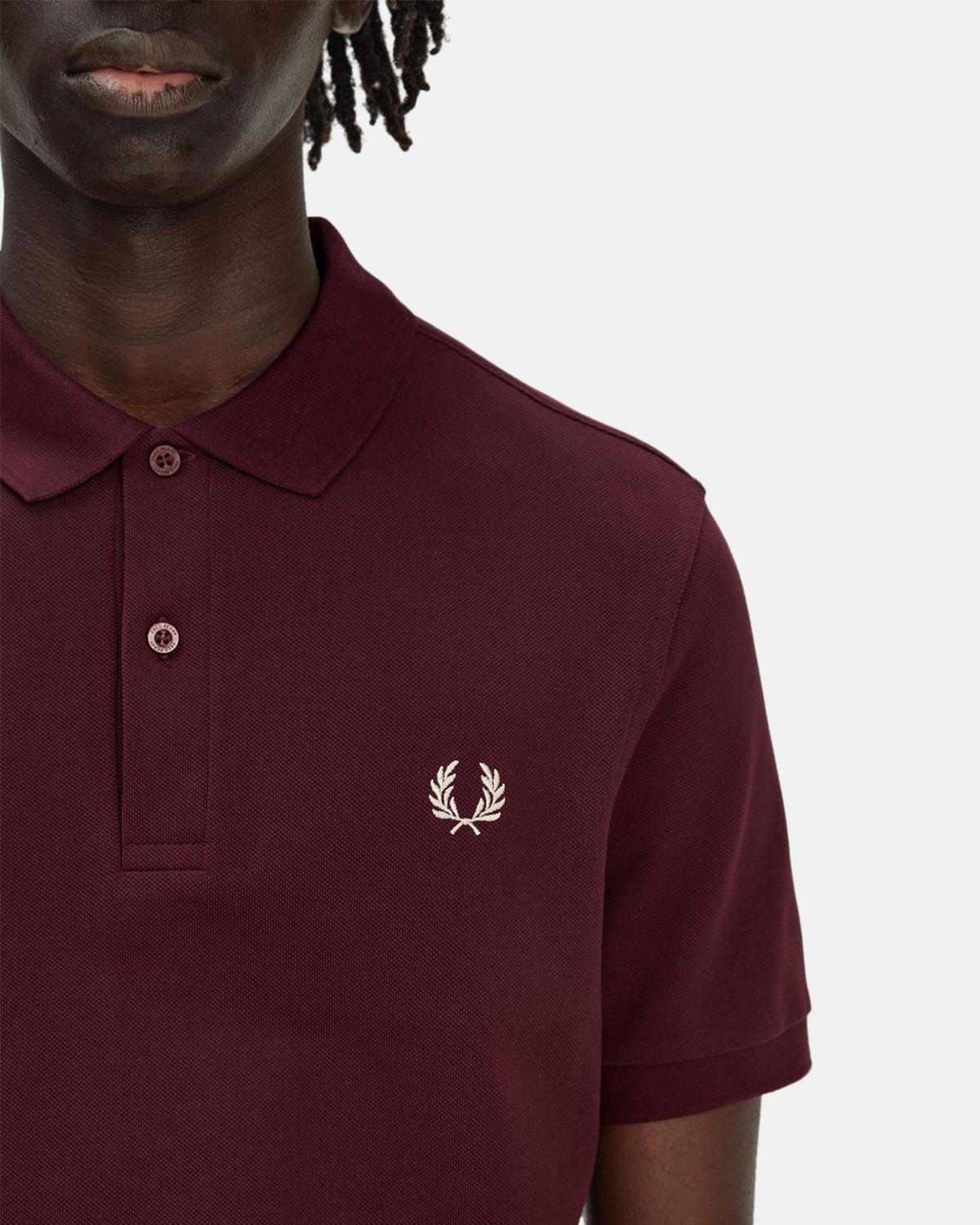 FRED PERRY M6000 POLO SHIRT OXBLOOD ECRU – FRED-PERRY-M6000-597-S | Studio DOS by Designer Outlet Sales