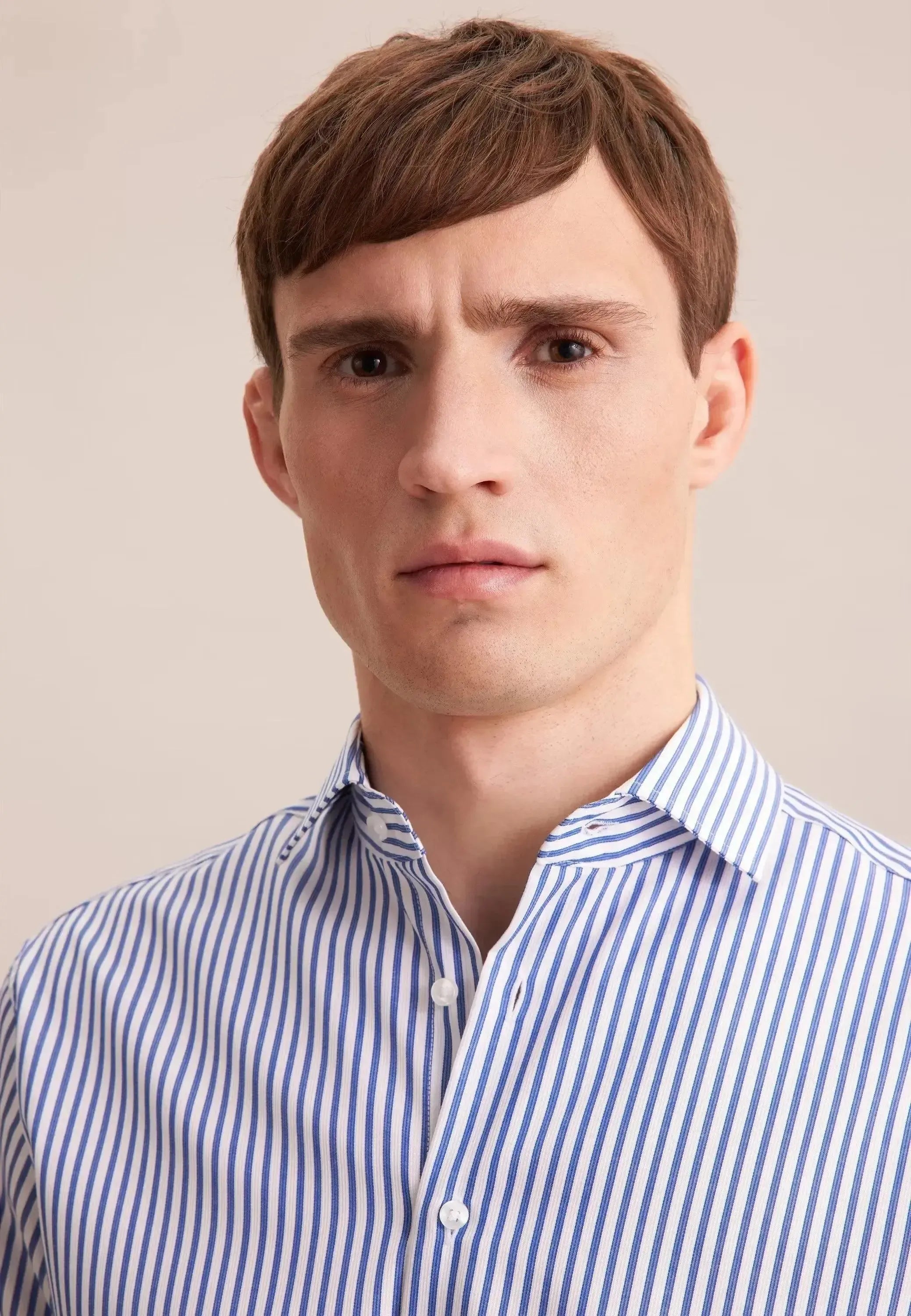 Seidensticker Mens Regular Fit No Iron Spread Kent Structured Stripe Business Shirt Mid Blue – 01.146167-15-38 | Studio DOS by Designer Outlet Sales