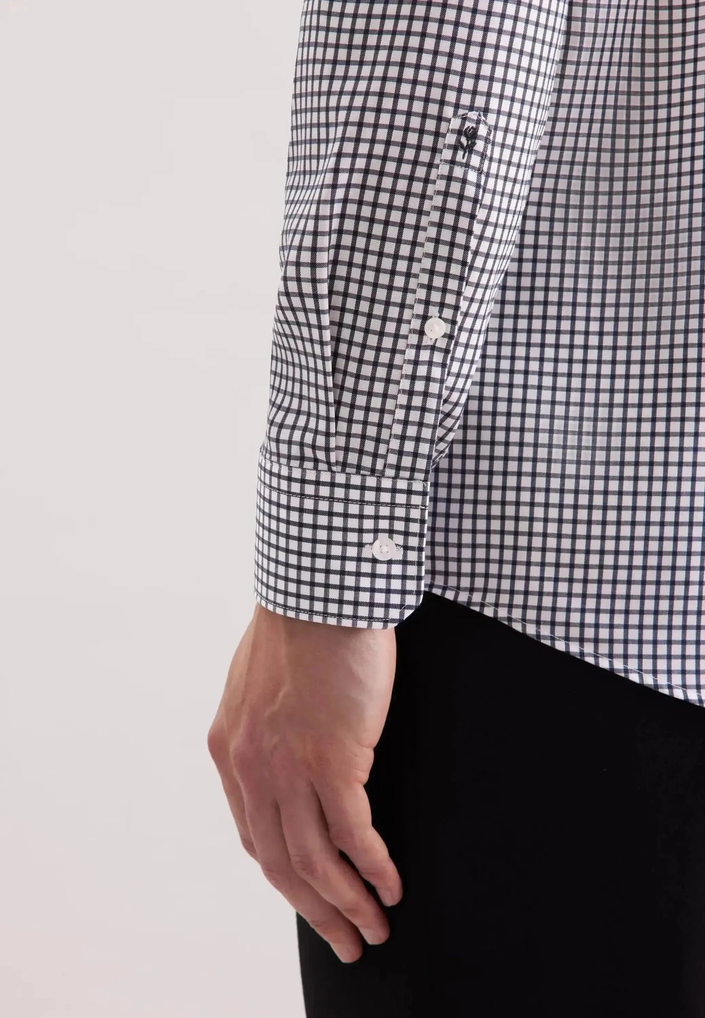 Seidensticker Regular Fit No Iron Covered Button Down Check Business Shirt Dark Blue – 01.845641-18-38 | Studio DOS by Designer Outlet Sales