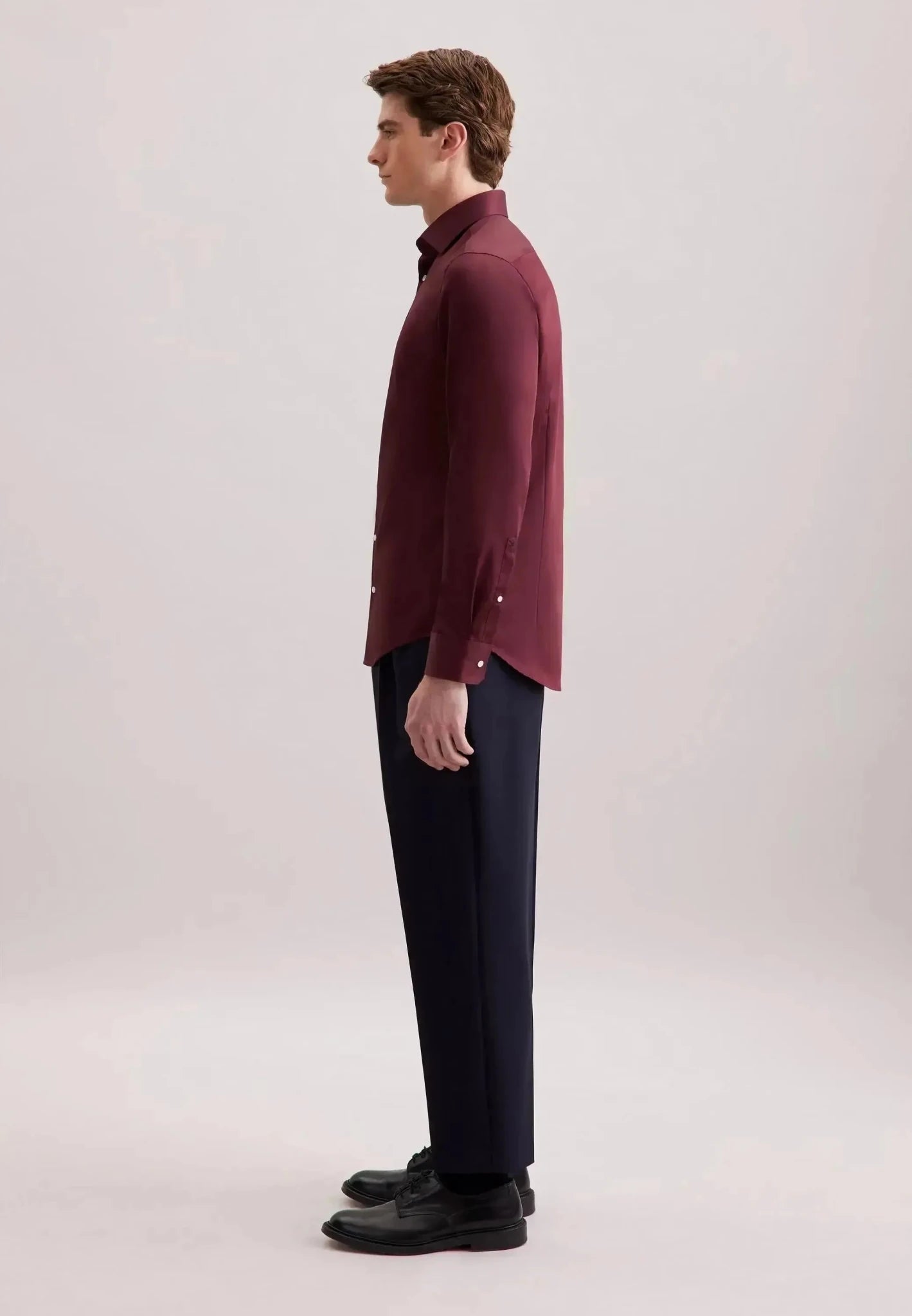 Seidensticker Shaped Fit Easy Iron New Kent Business Shirt Burgundy – 01.845070-49-38 | Studio DOS by Designer Outlet Sales