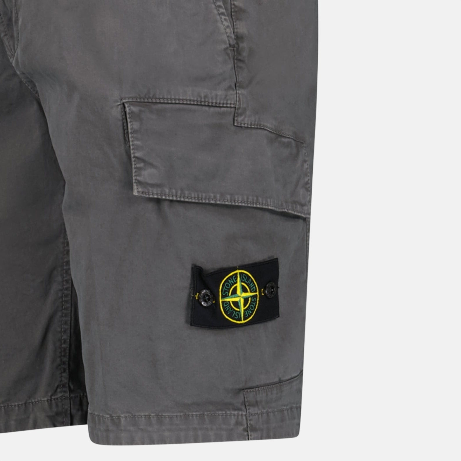 Stone Island Organic Cotton Stretch Broken Twill 'Old' Effect Cargo Shorts Charcoal Grey – F39 | Studio DOS by Designer Outlet Sales
